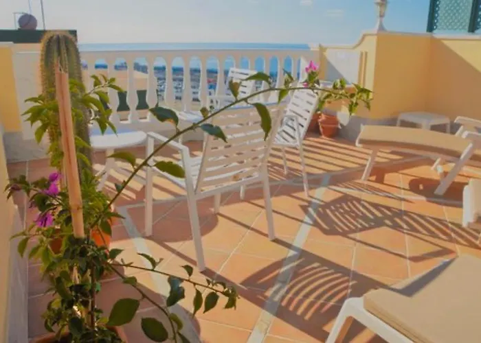 Cristianos Luxury Sea View Διαμέρισμα *